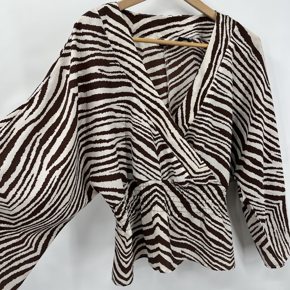 Women's Large Animal Print Wrap Blouse Peplum Wide‎ 3/4 Sleeves Chic Neutral